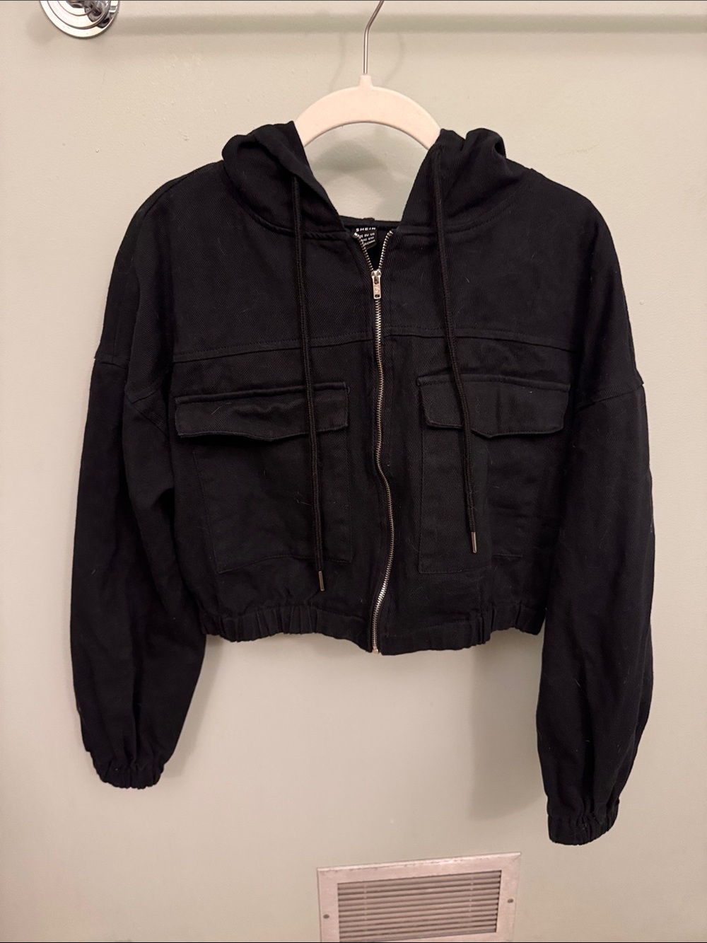 SHEIN Black Hooded Cropped Bomber Jacket